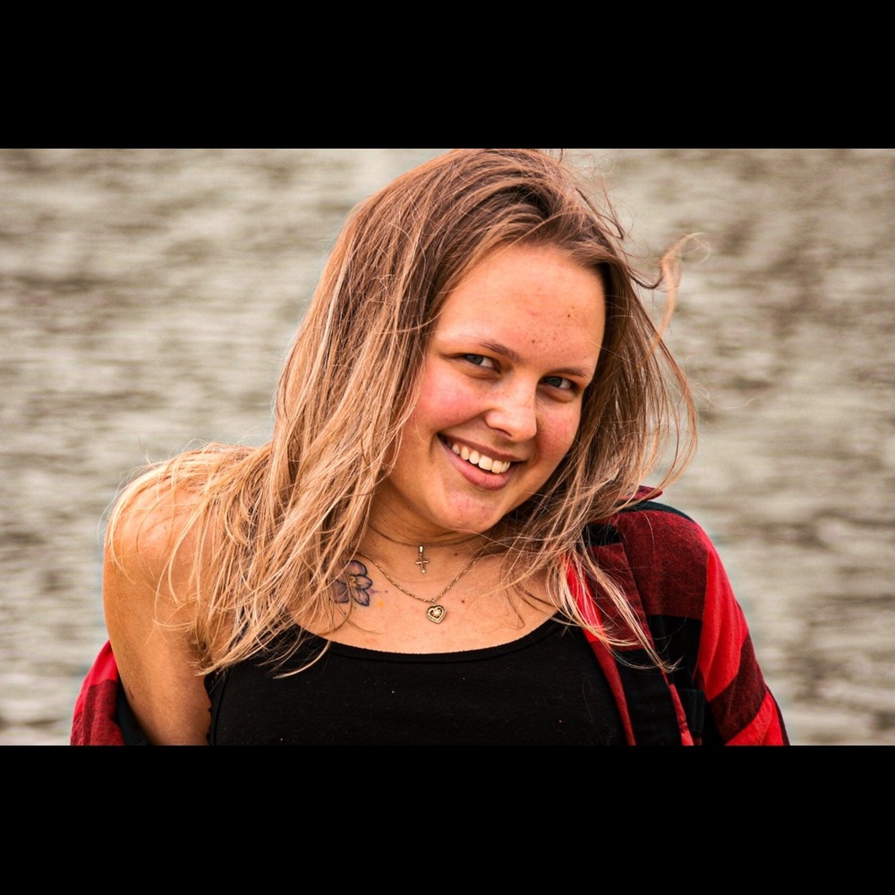 Meet your Posher, Haley